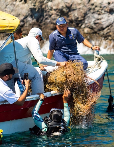 &#039;Ghost gear&#039; or ALDFG is not just a problem in the Caribbean but globally. In this photo, GGGI facilitated the removal of &#039;ghost gear&#039; in Panama.